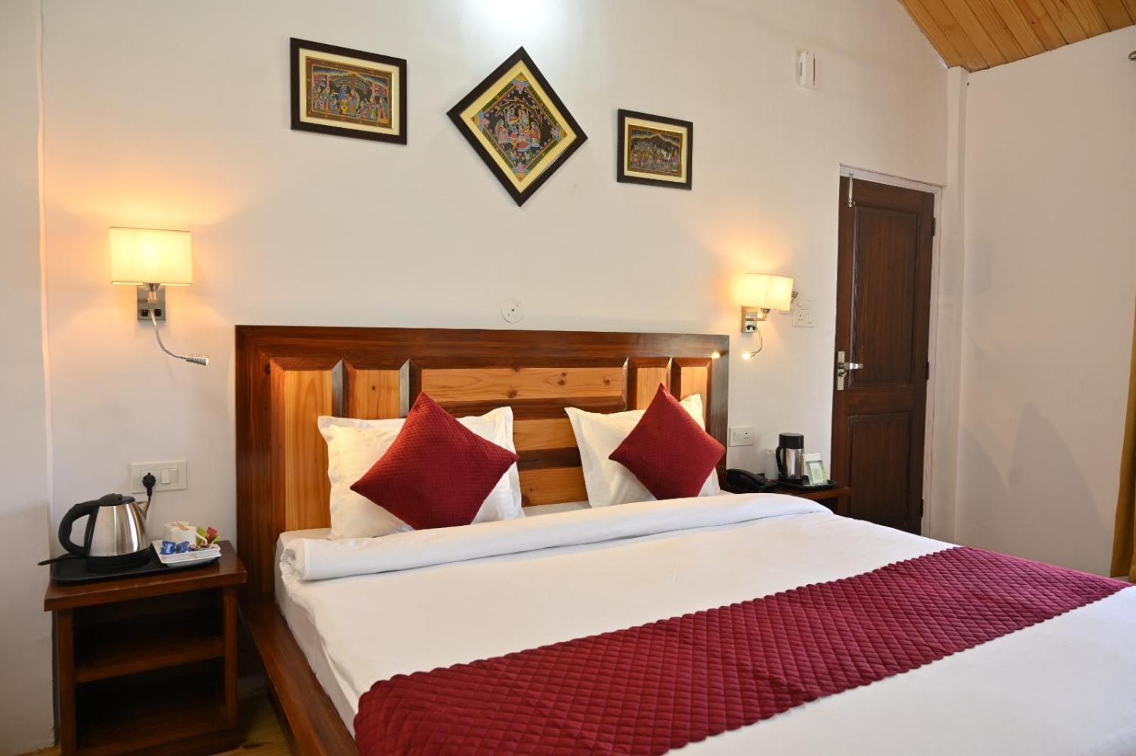 Rainbow Resorts Solan Bagian luar foto